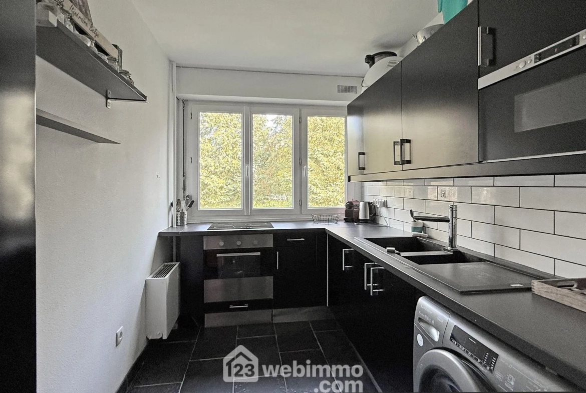 Appartement 2 pièces à Chennevières-sur-Marne avec parking et cave 