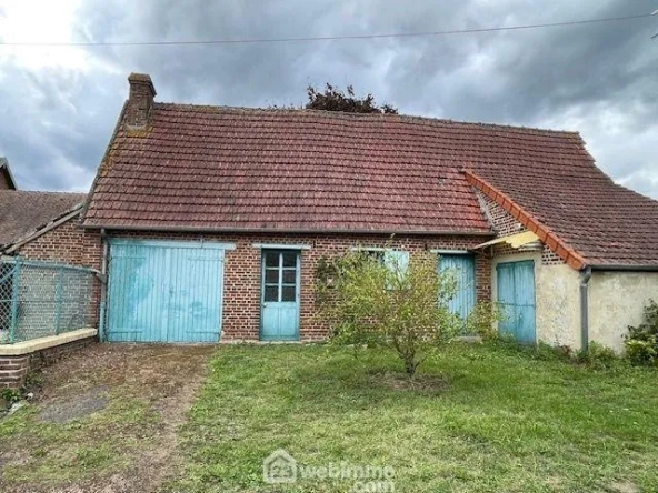 Ferme à Noyon de 135 m² avec dépendances et potentiel de rénovation