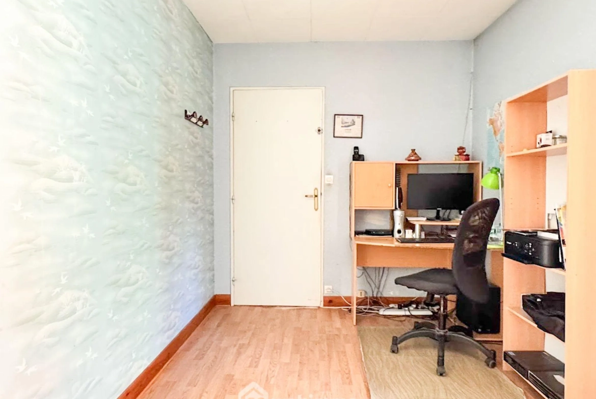 Maison à Cholet de 129 m² avec potentiel, proche commodités 