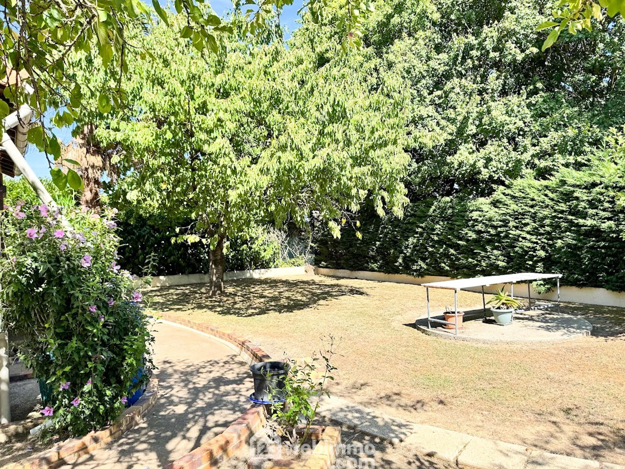 Maison à Cholet de 129 m² avec potentiel, proche commodités 
