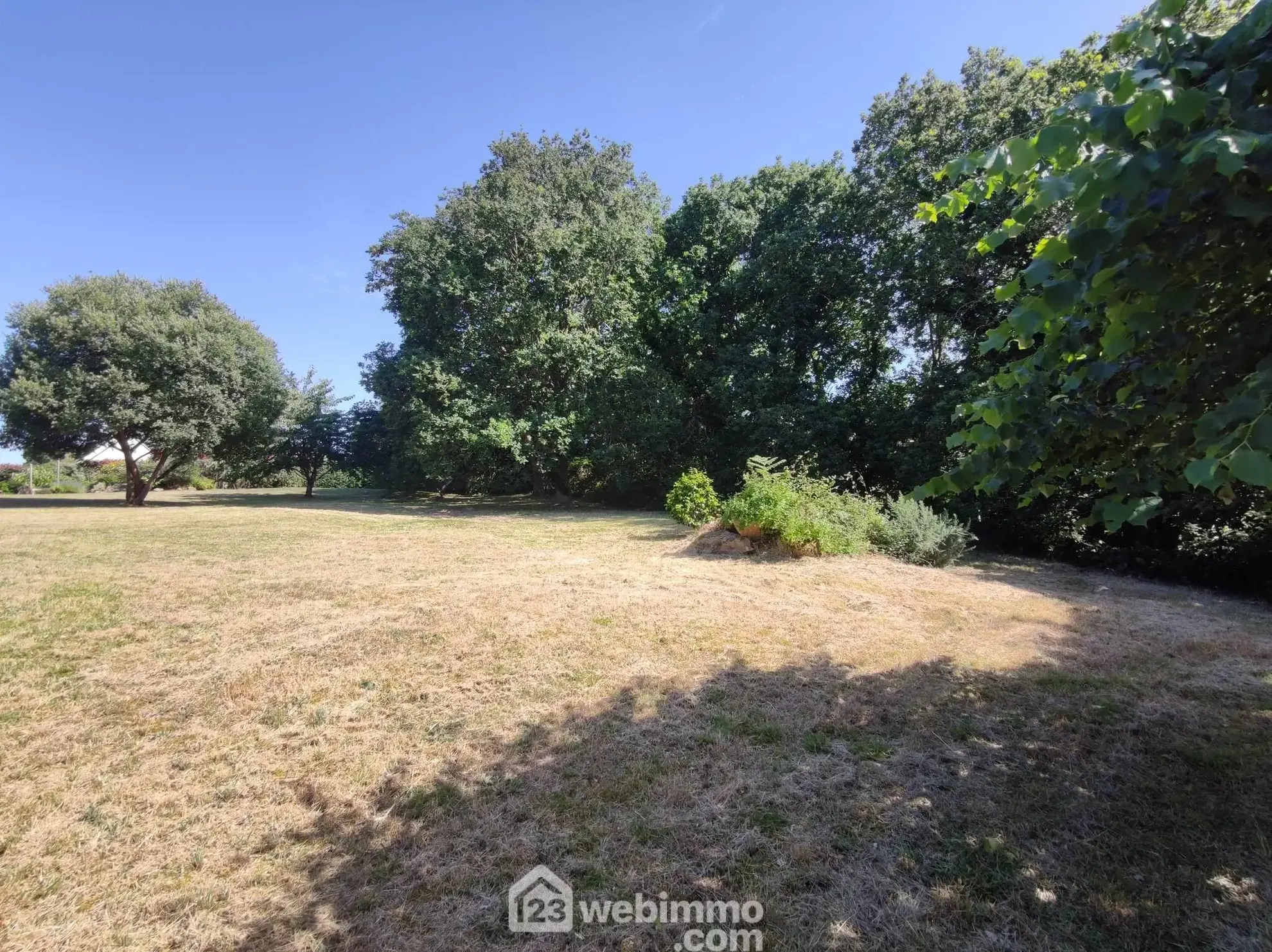 Terrain constructible de 1091 m² à vendre à Trédrez-Locquémeau – Emplacement idéal proche de la mer 