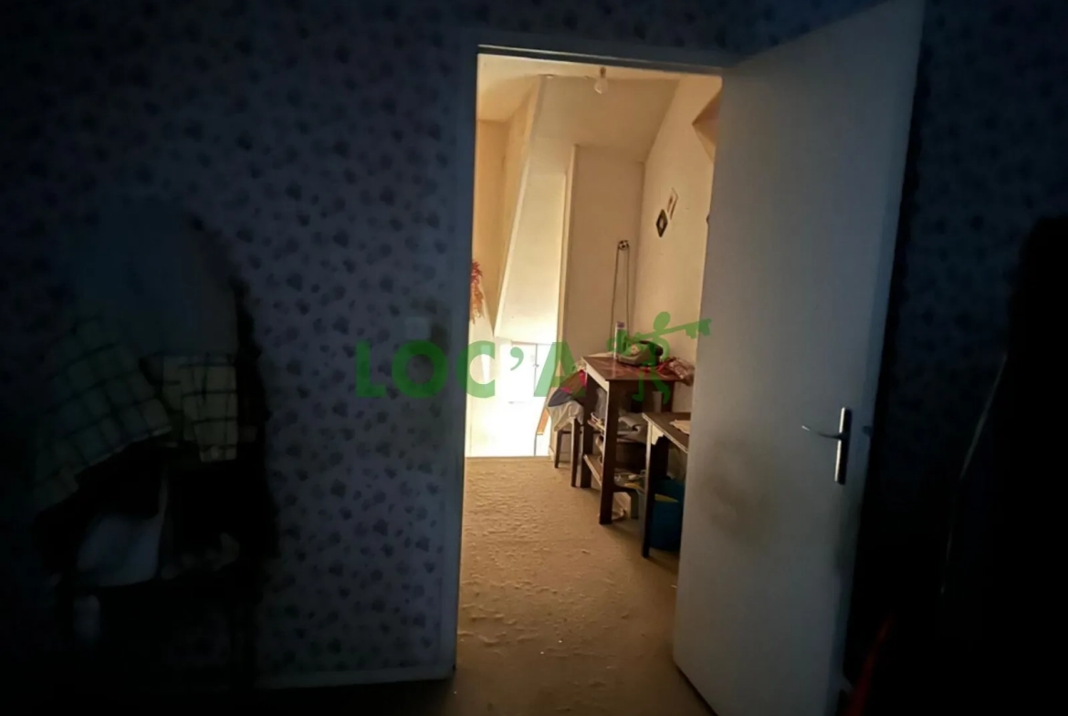 Maison mitoyenne à rénover de 75 m² à Genlis à vendre 