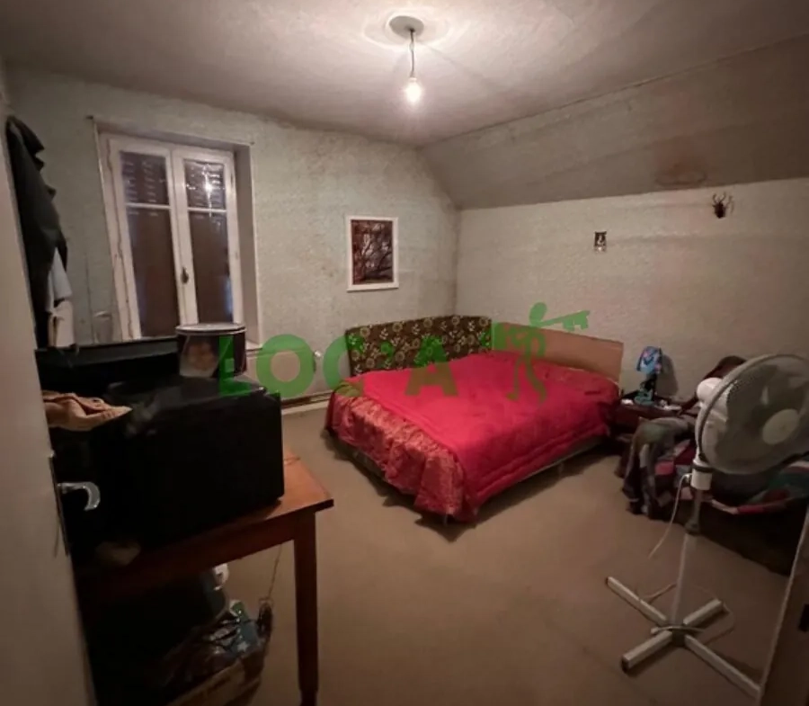 Maison mitoyenne à rénover de 75 m² à Genlis à vendre 