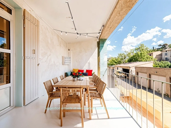 À vendre maison de ville de 175 m² avec terrasse à Apt