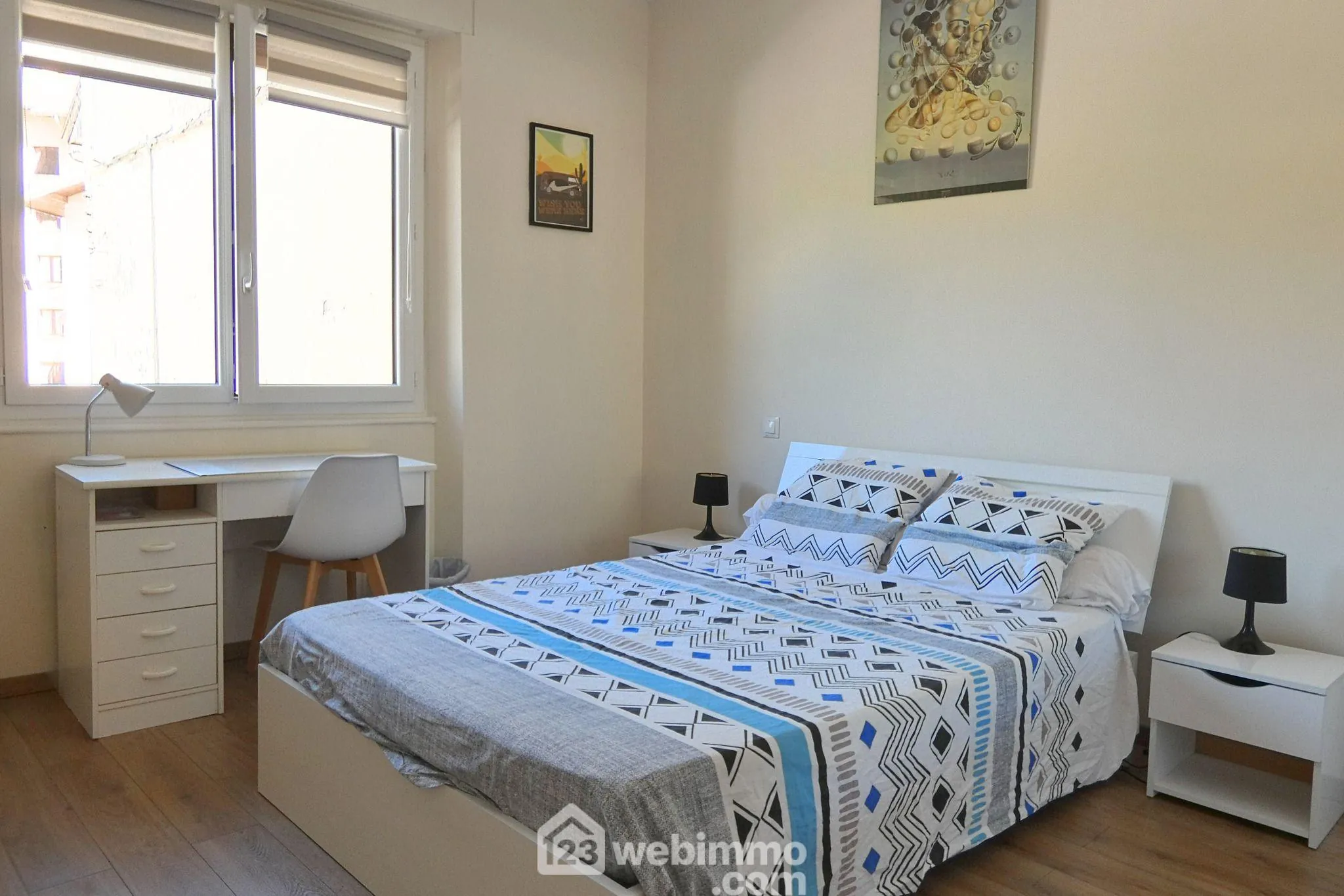 Spacieux appartement T4 à Ugine avec garage, cave et vue imprenable sur le Mont Charvin 