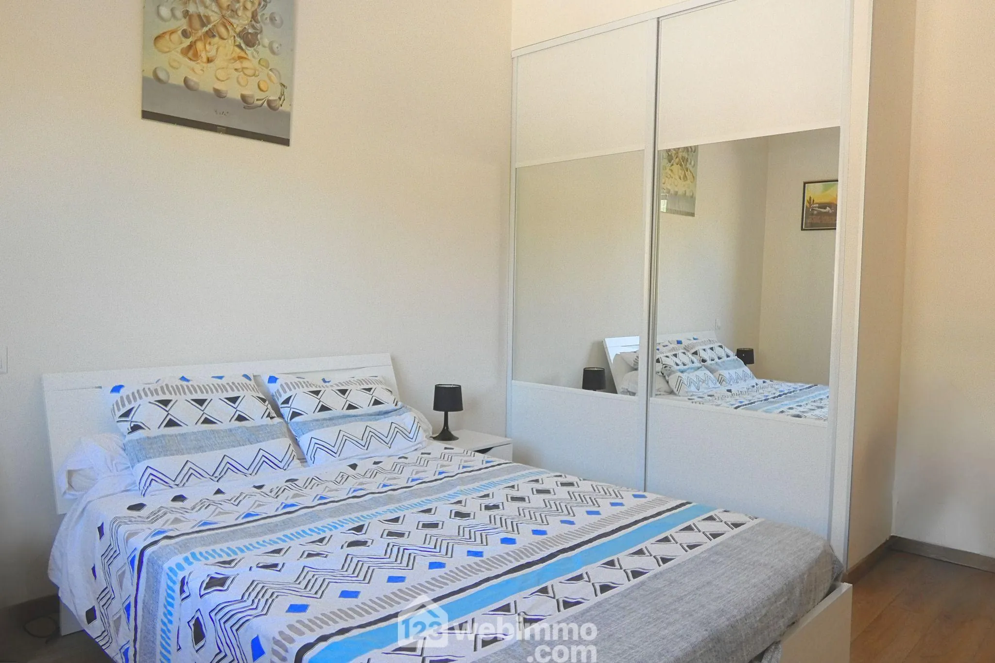 Spacieux appartement T4 à Ugine avec garage, cave et vue imprenable sur le Mont Charvin 