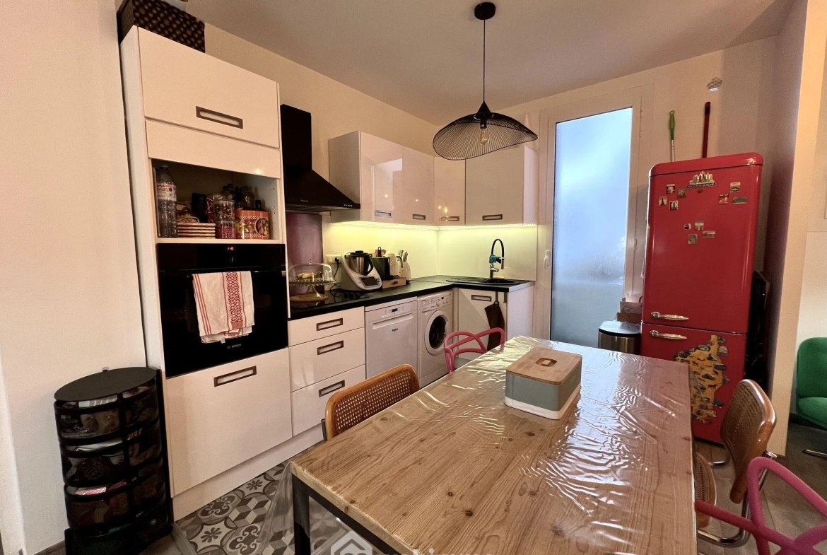 Appartement de 64 m² rénové en centre-ville de Bastia – Idéal investissement 