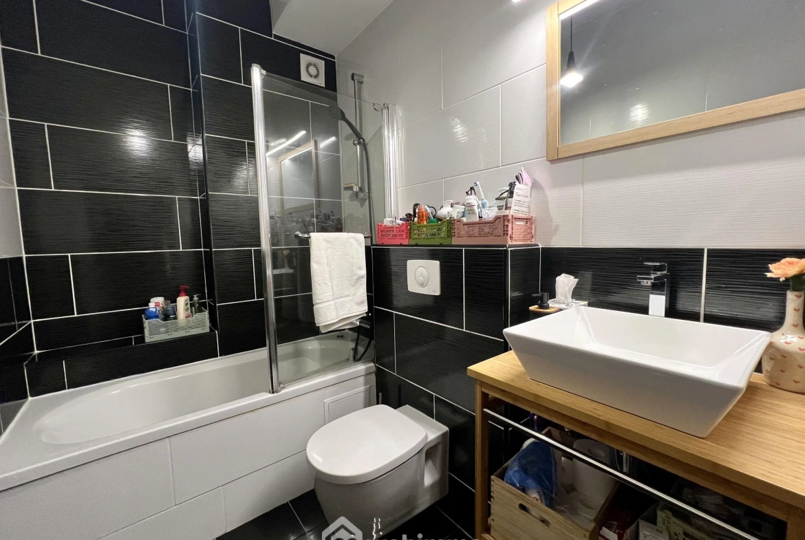 Appartement de 64 m² rénové en centre-ville de Bastia – Idéal investissement 