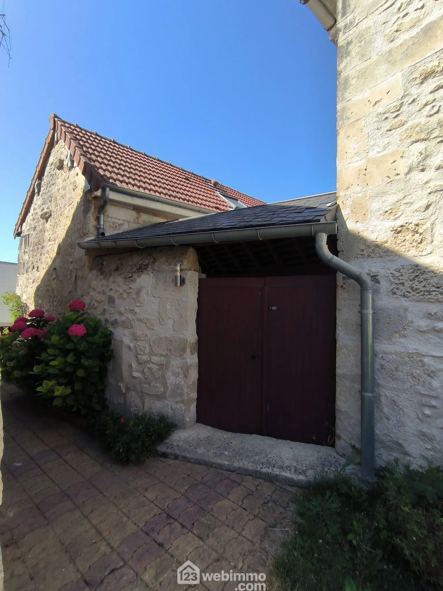 Maison de 115m² avec appartement indépendant et jardin à Courcelles-sur-Vesle 