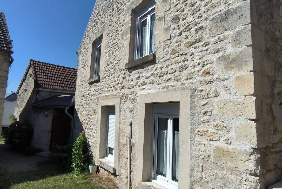 Maison de 115m² avec appartement indépendant et jardin à Courcelles-sur-Vesle 