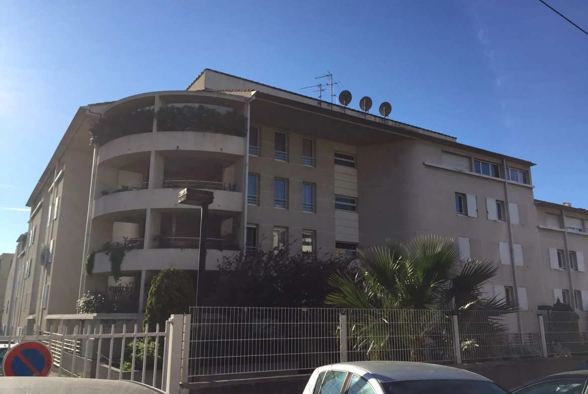 Appartement T3 à vendre à Marseille Estaque avec terrasse – 70 m² 