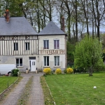 Superbe maison de caractère avec bâtiments à vendre à la campagne près de Goderville
