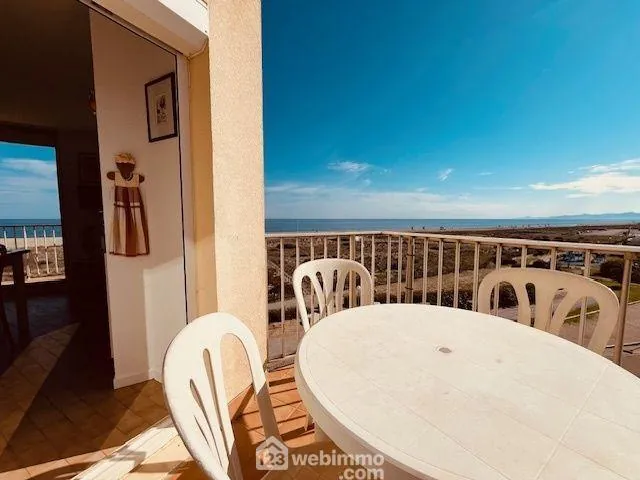 Appartement T2 cabine de 36 m² avec terrasse et vue mer au Le Barcarès 