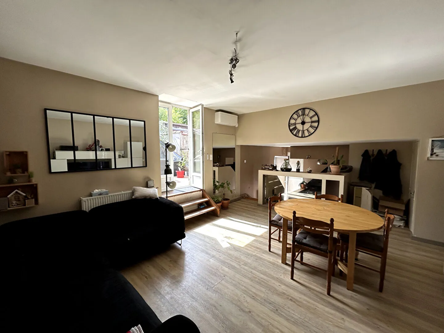 Appartement de type 4 avec terrasse à Saint-Chamond - 3 chambres, 50 m2 