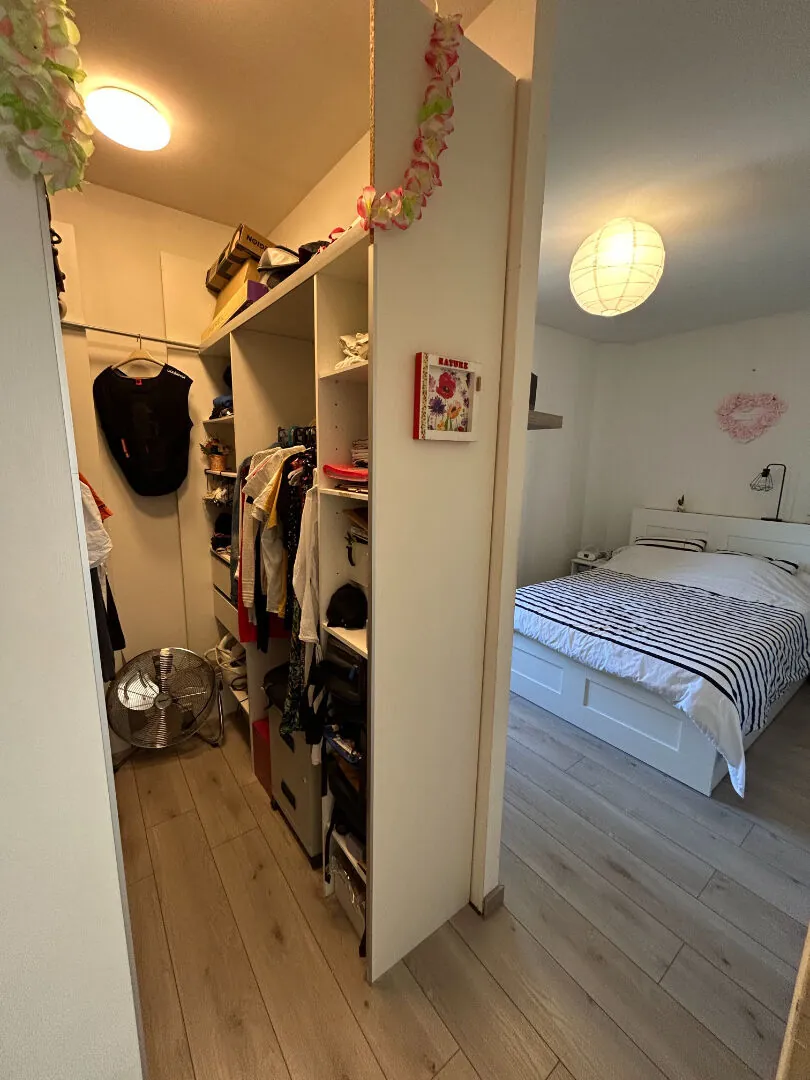 Appartement de type 4 avec terrasse à Saint-Chamond - 3 chambres, 50 m2 