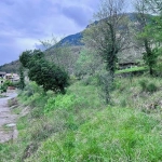 Terrain constructible à Roussillon-sur-Tinée – 1232 m² avec permis et potentiel d'investissement