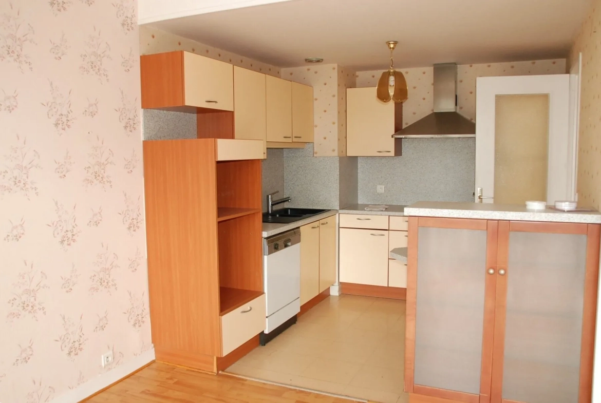 Appartement de 64 m² avec ascenseur en centre-ville de Fécamp 