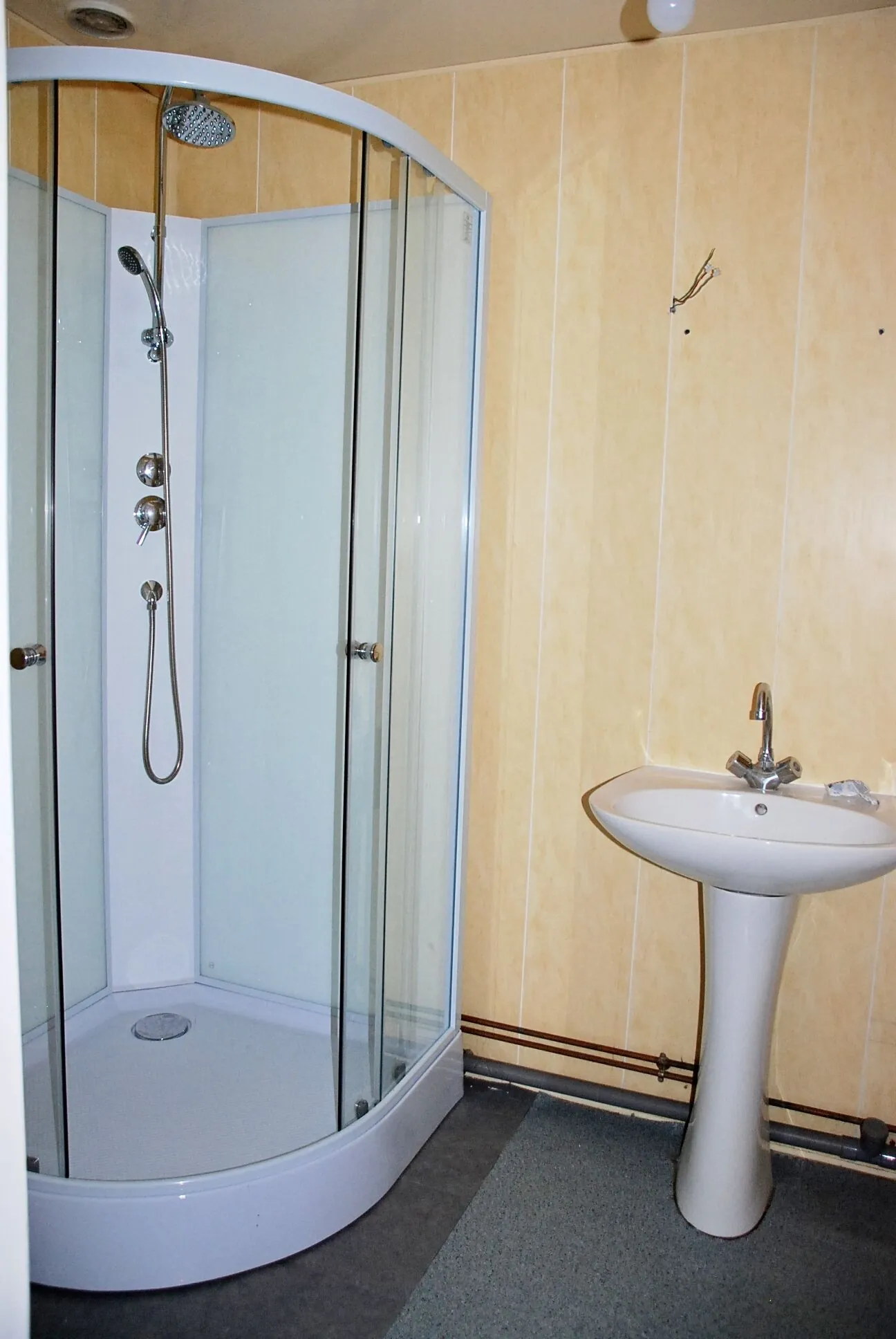 Appartement de 64 m² avec ascenseur en centre-ville de Fécamp 