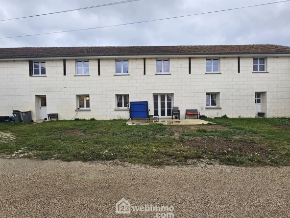 Grande maison familiale à Bouffignereux avec jardin et garage - 309 m²