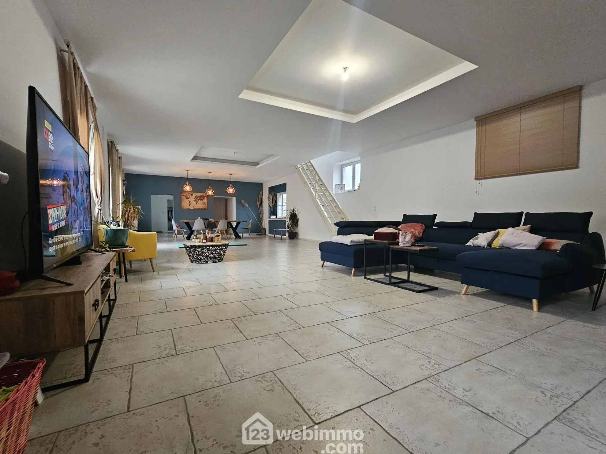 Grande maison familiale à Bouffignereux avec jardin et garage - 309 m² 