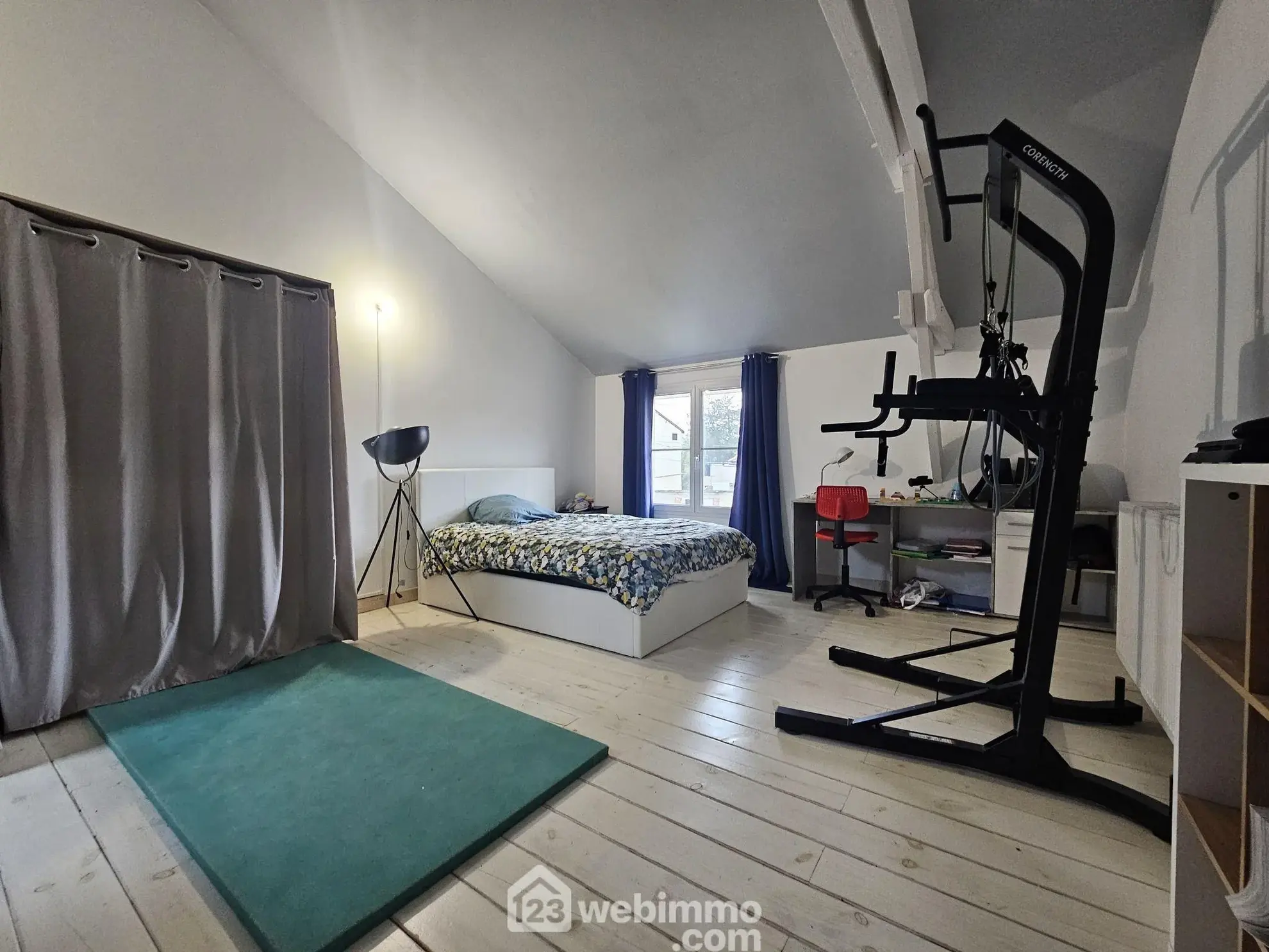 Grande maison familiale à Bouffignereux avec jardin et garage - 309 m² 