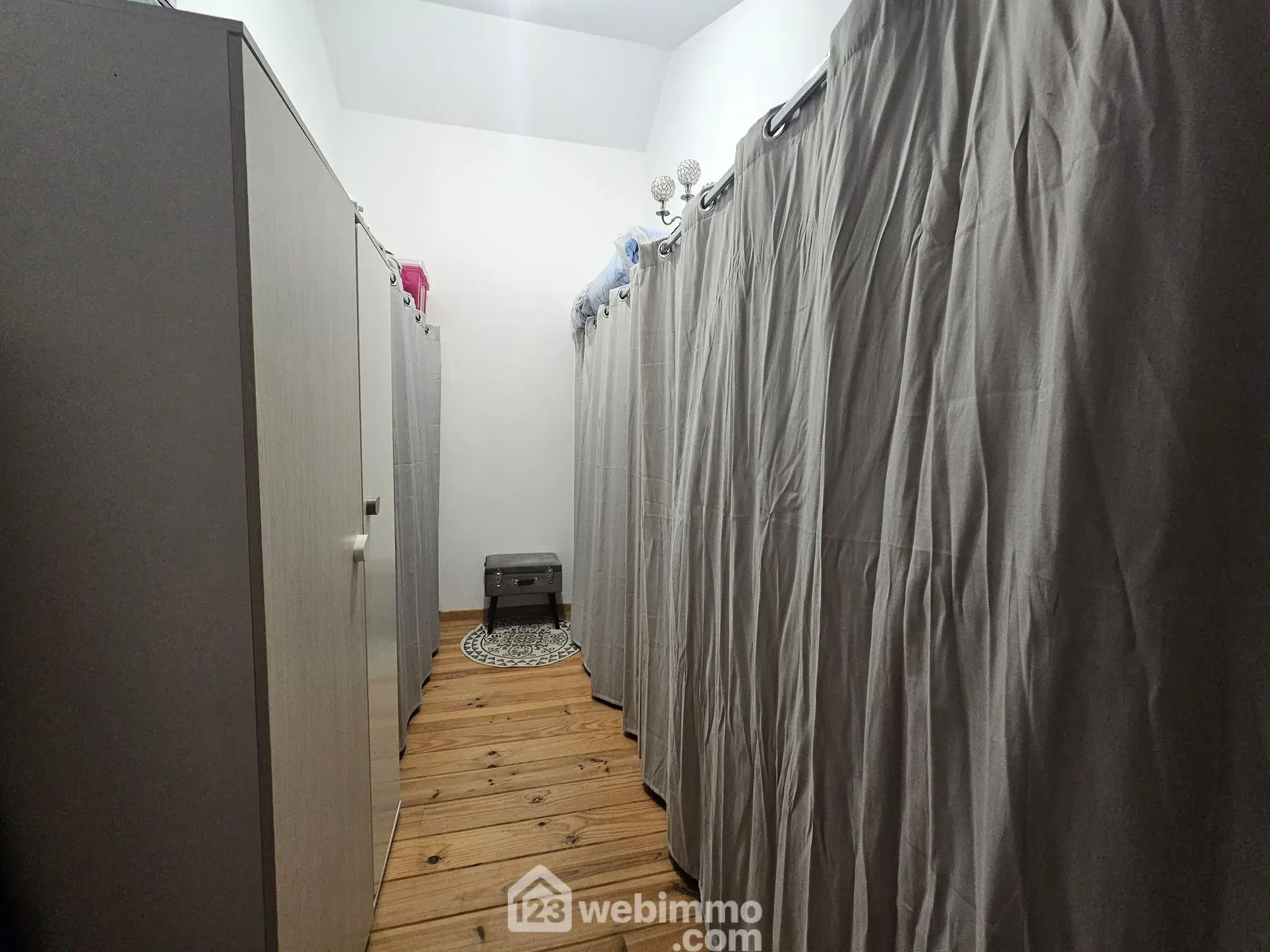 Grande maison familiale à Bouffignereux avec jardin et garage - 309 m² 