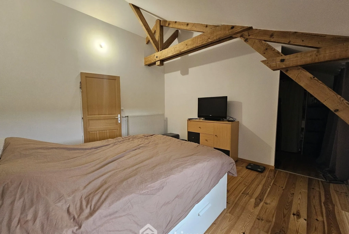 Grande maison familiale à Bouffignereux avec jardin et garage - 309 m² 