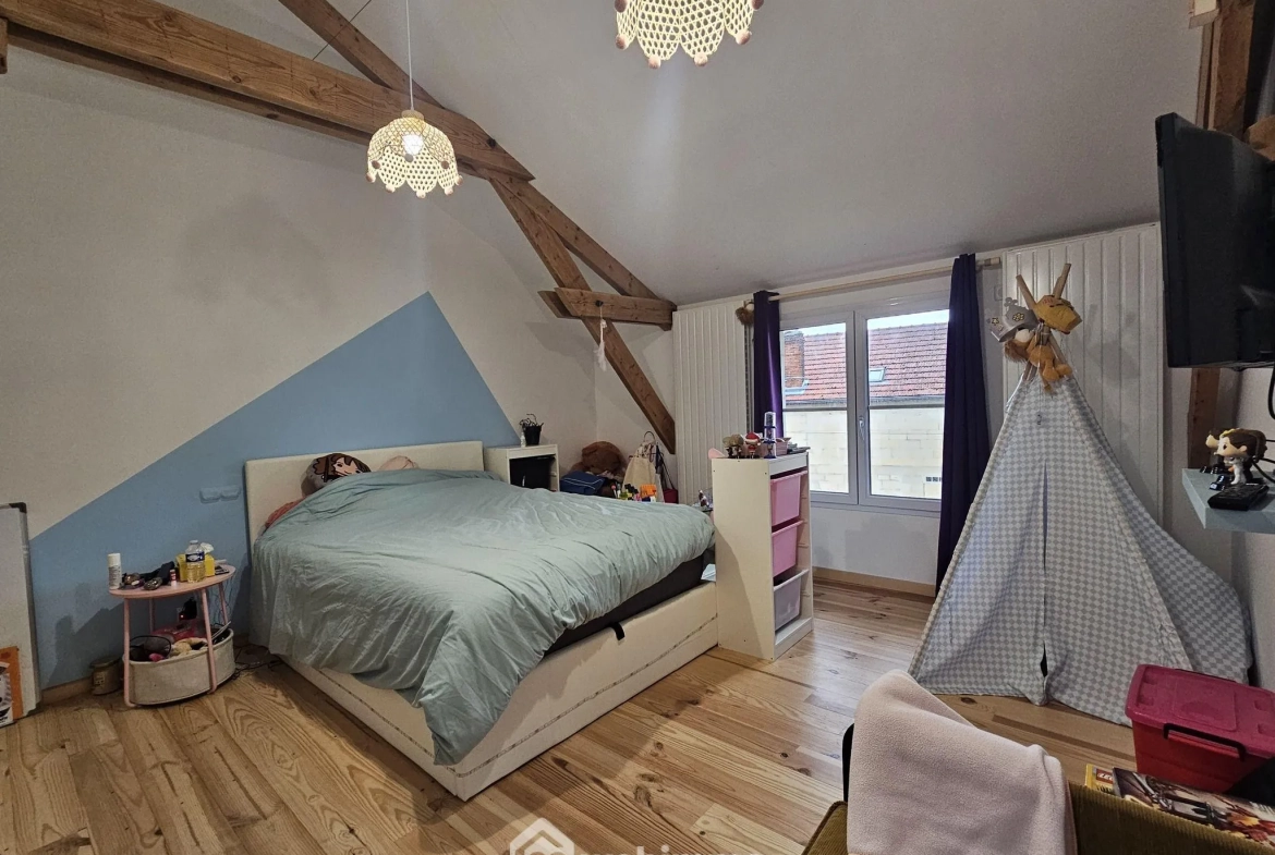 Grande maison familiale à Bouffignereux avec jardin et garage - 309 m² 