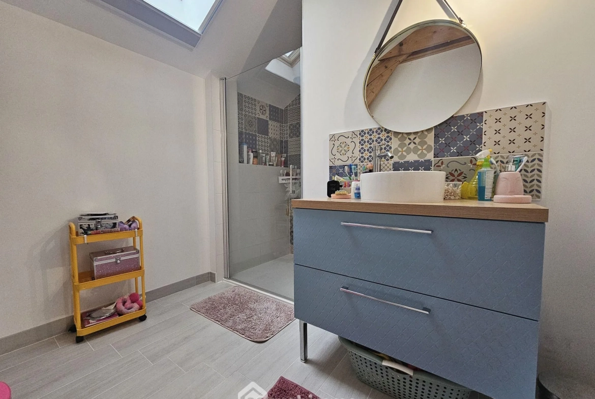 Grande maison familiale à Bouffignereux avec jardin et garage - 309 m² 