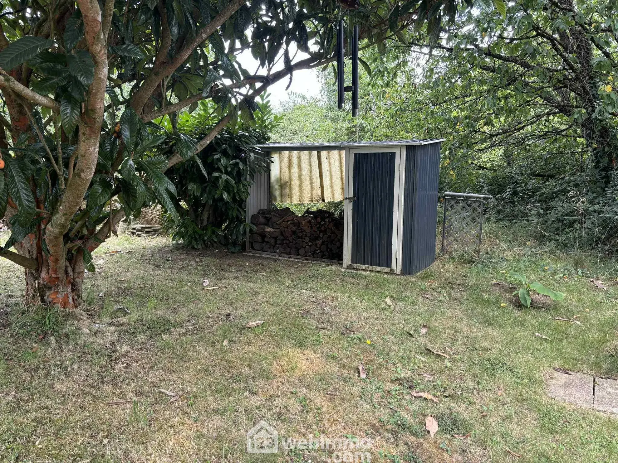 Maison à vendre de 92 m² à Thuré avec terrain et garage - Potentiel à exploiter 