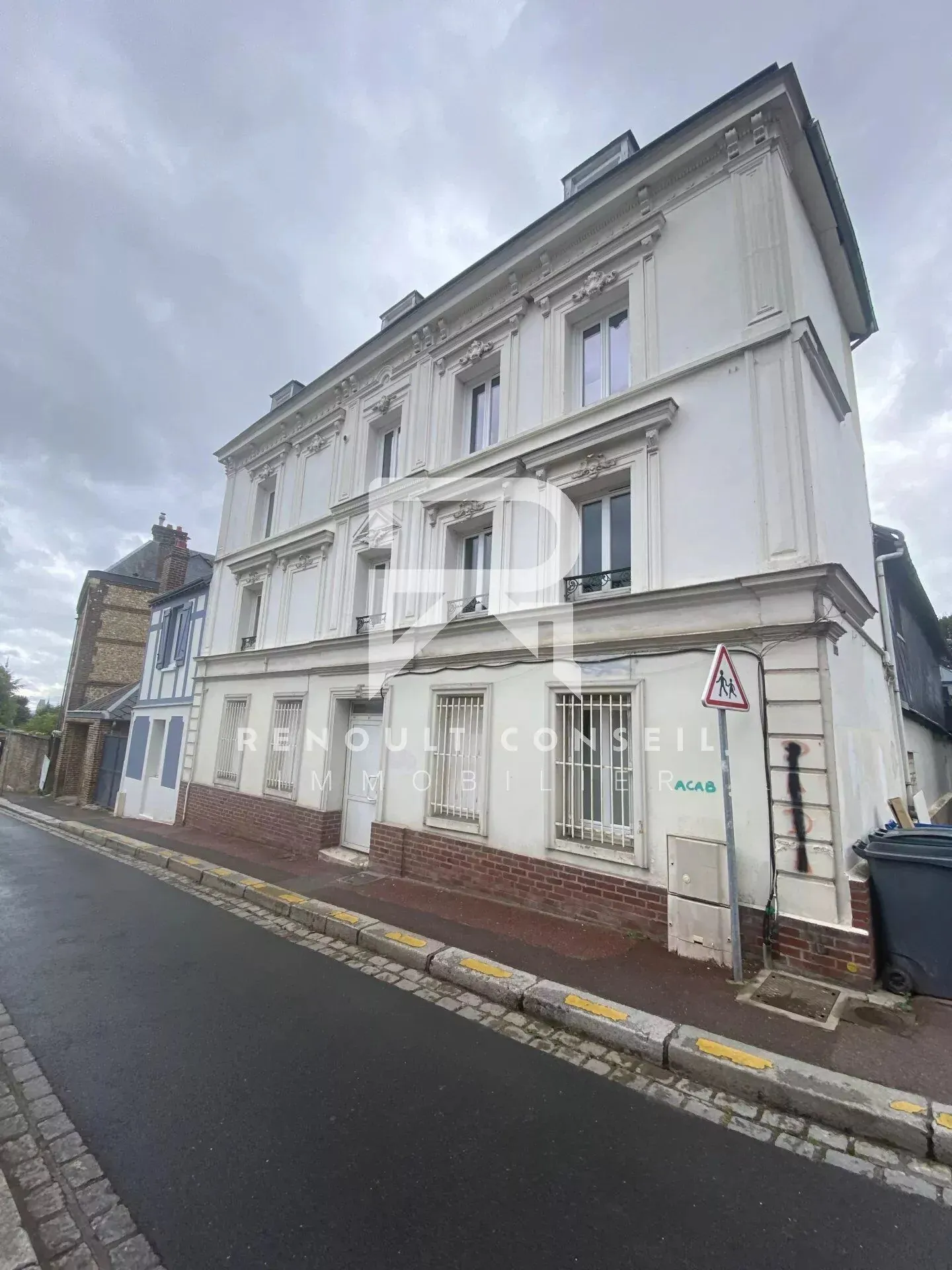 Spacieux T2 Duplex rénové de 38 m² à Rouen Jouvenet | Investissement ou Première achat 