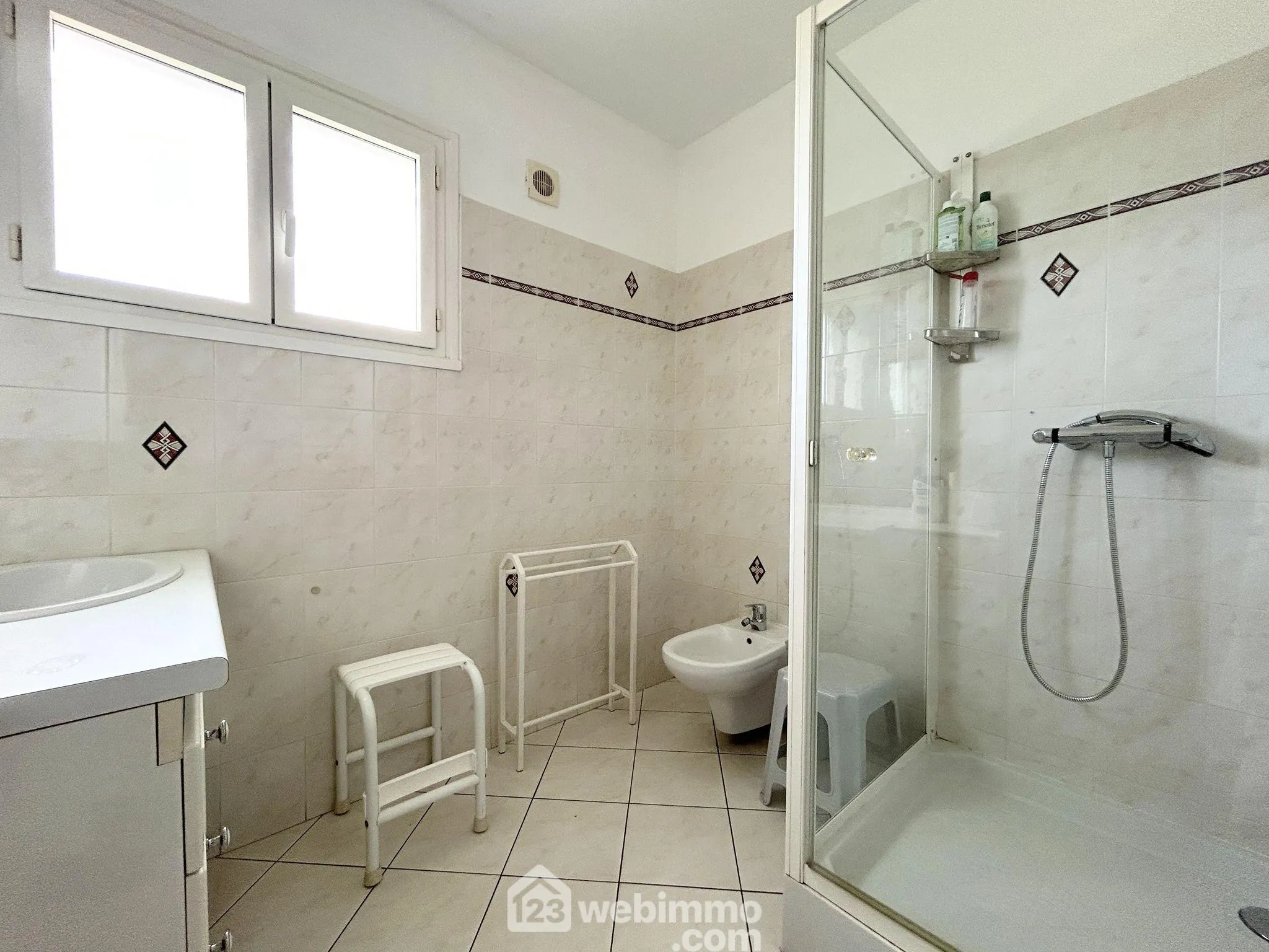 Maison néo-bretonne de 135 m² à Tredrez-Locquemeau proche plage 