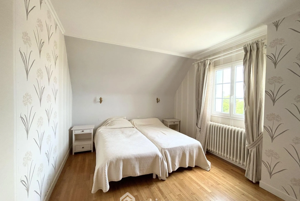 Maison néo-bretonne de 135 m² à Tredrez-Locquemeau proche plage 