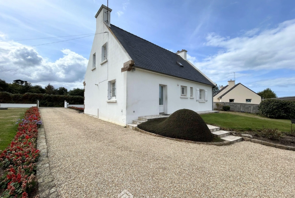 Maison néo-bretonne de 135 m² à Tredrez-Locquemeau proche plage 