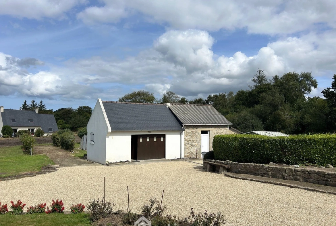 Maison néo-bretonne de 135 m² à Tredrez-Locquemeau proche plage 