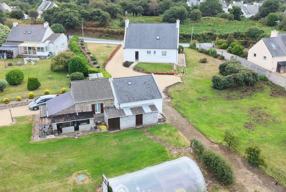 Maison néo-bretonne de 135 m² à Tredrez-Locquemeau proche plage 