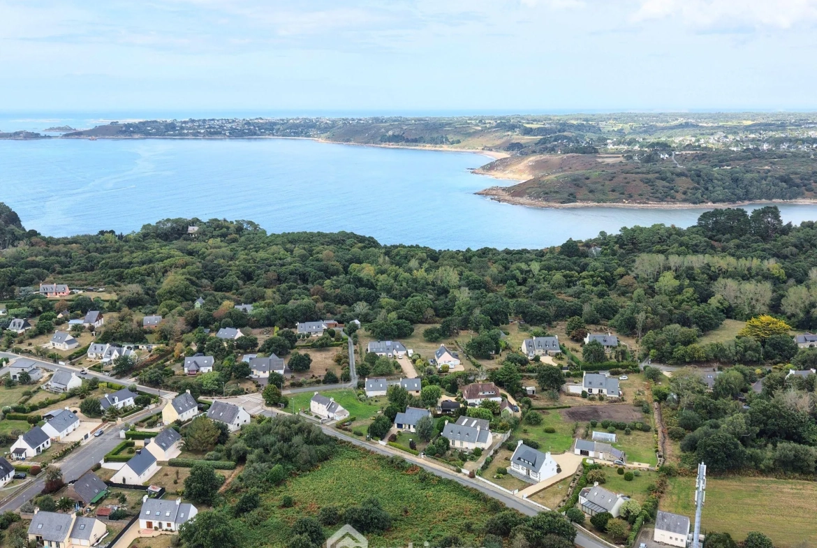 Maison néo-bretonne de 135 m² à Tredrez-Locquemeau proche plage 