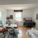 Appartement lumineux et rénové à Eguilles avec vue imprenable