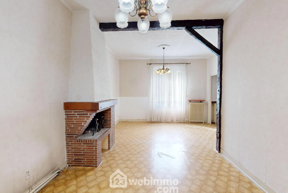 Maison de ville de 75m² à vendre à Compiègne, proche du centre 
