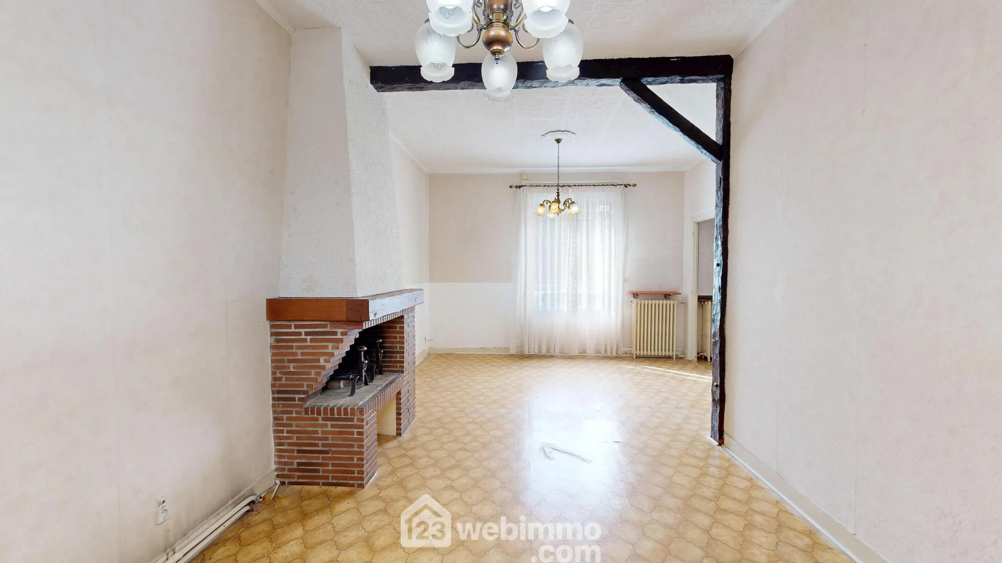 Maison de ville de 75m² à vendre à Compiègne, proche du centre 