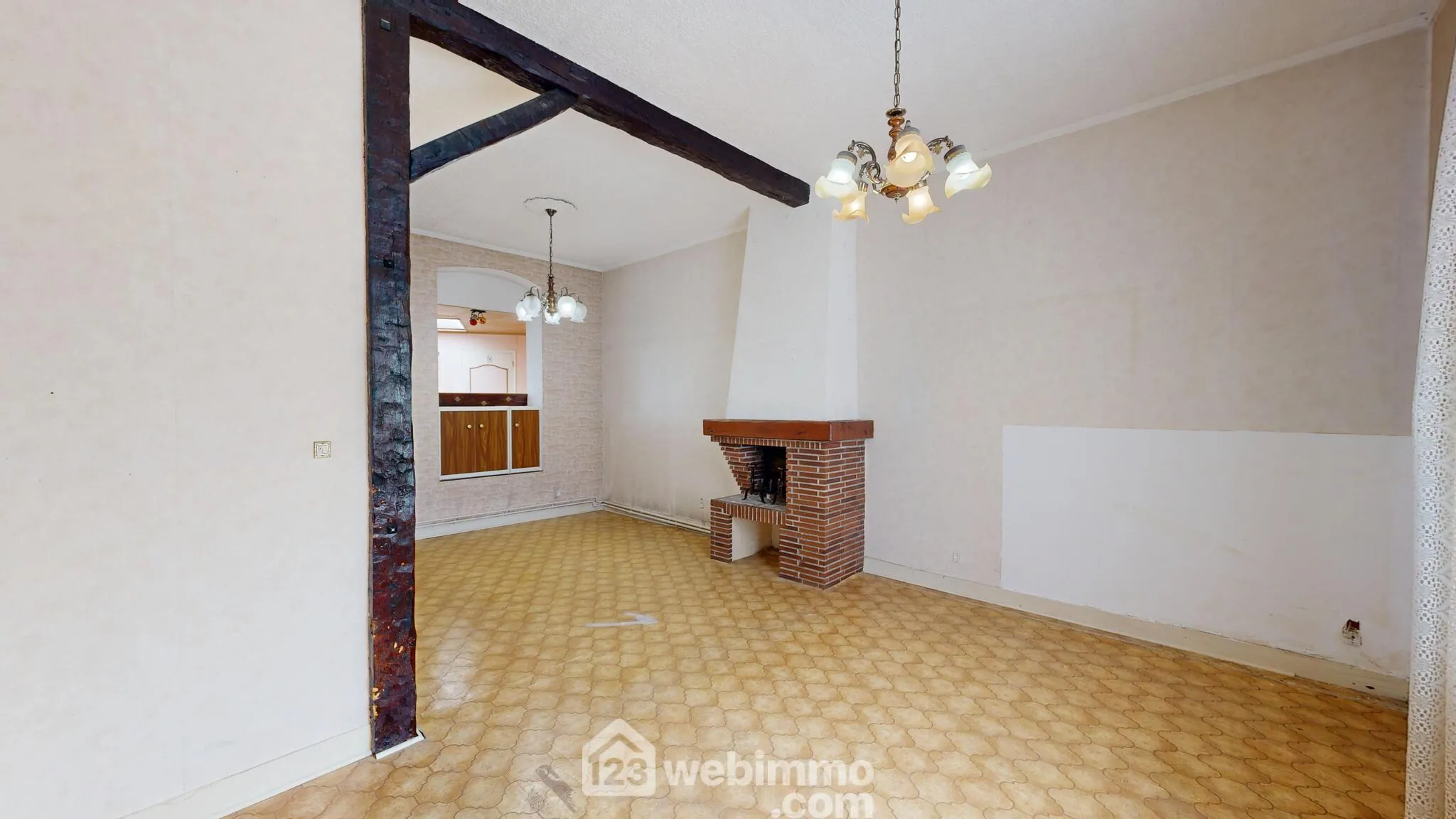 Maison de ville de 75m² à vendre à Compiègne, proche du centre 