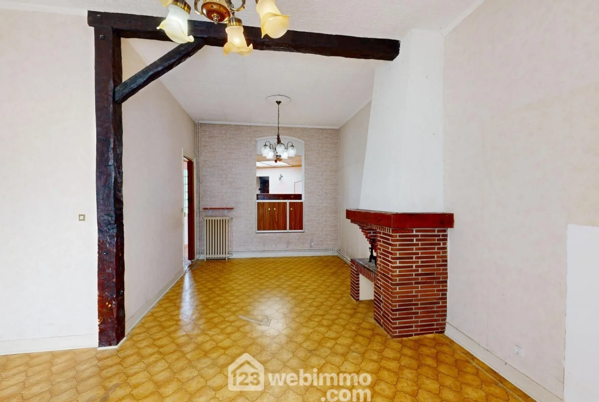 Maison de ville de 75m² à vendre à Compiègne, proche du centre 