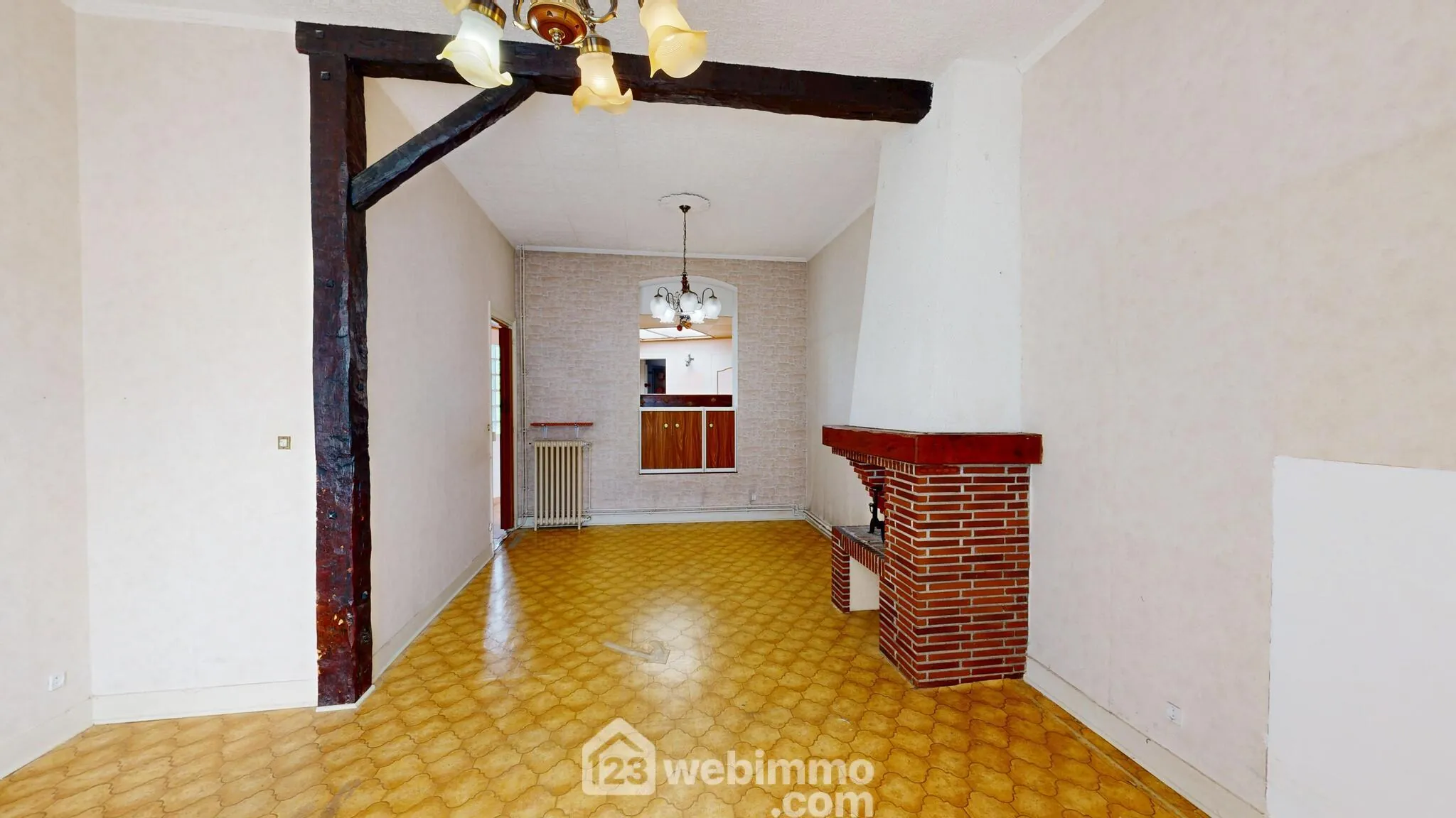 Maison de ville de 75m² à vendre à Compiègne, proche du centre 