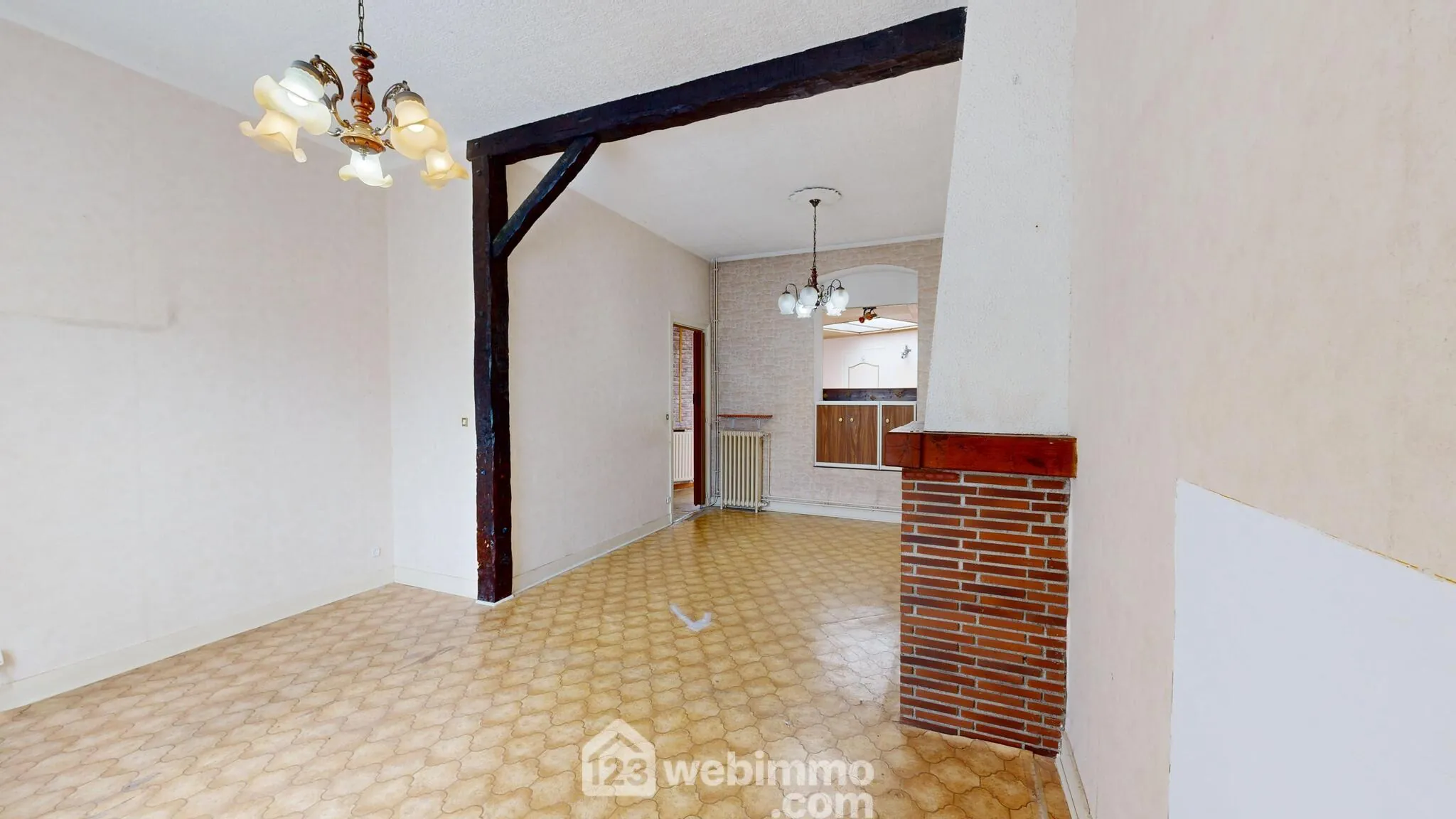 Maison de ville de 75m² à vendre à Compiègne, proche du centre 