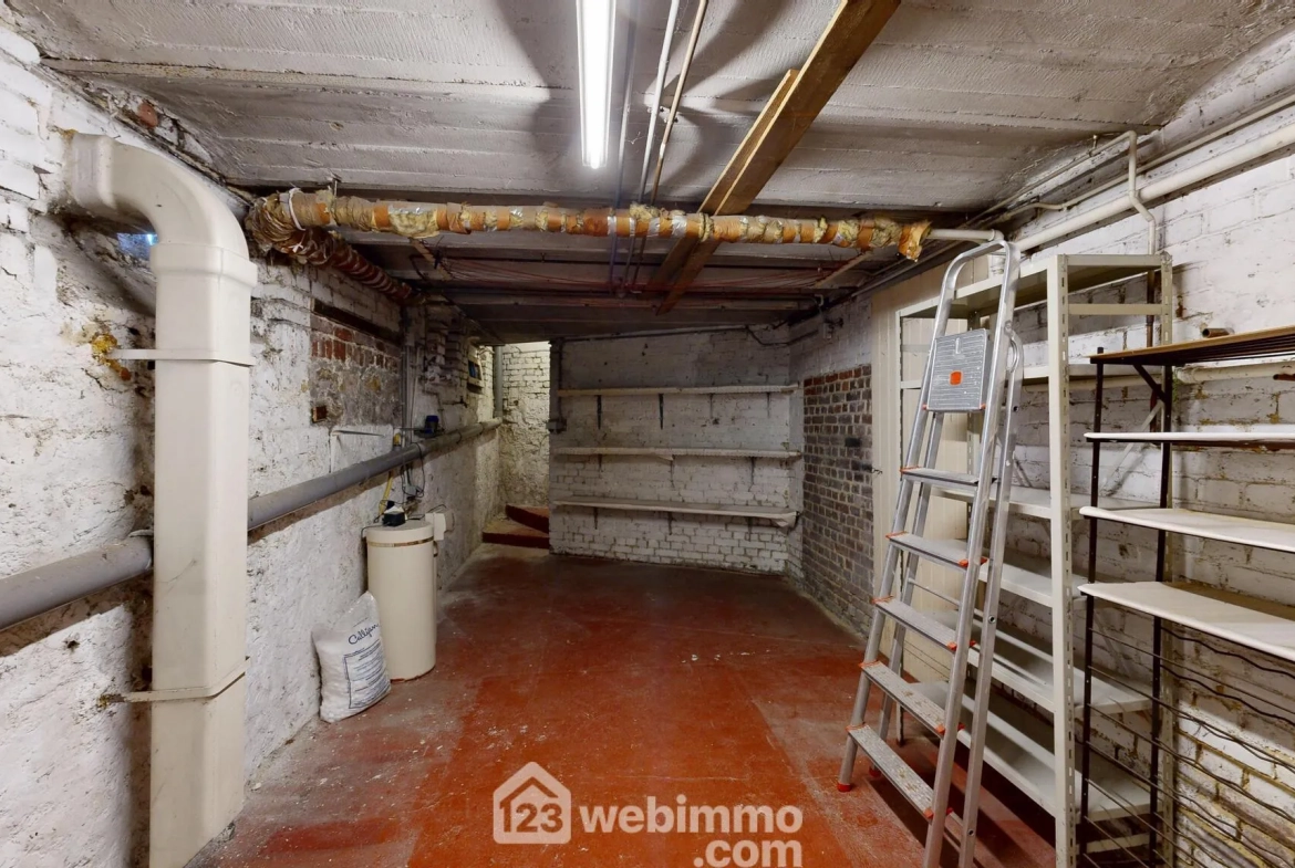Maison de ville de 75m² à vendre à Compiègne, proche du centre 