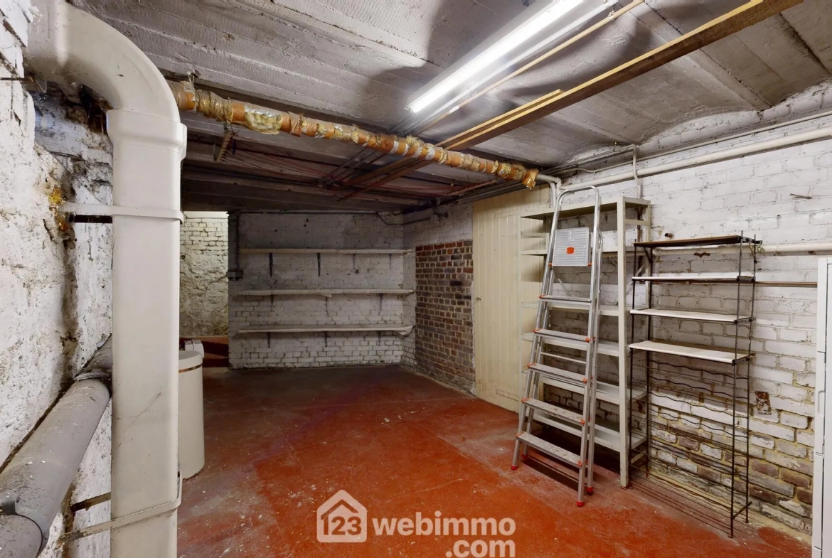 Maison de ville de 75m² à vendre à Compiègne, proche du centre 
