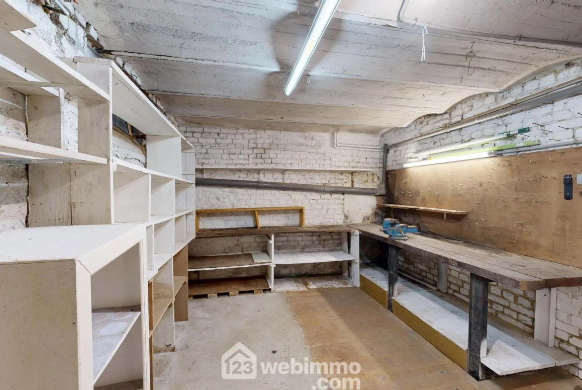 Maison de ville de 75m² à vendre à Compiègne, proche du centre 