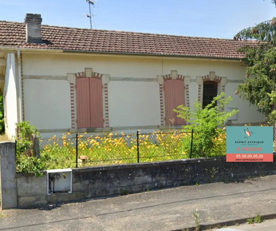 Maison à rénover avec potentiel à Mont-de-Marsan, 471 m² de terrain 