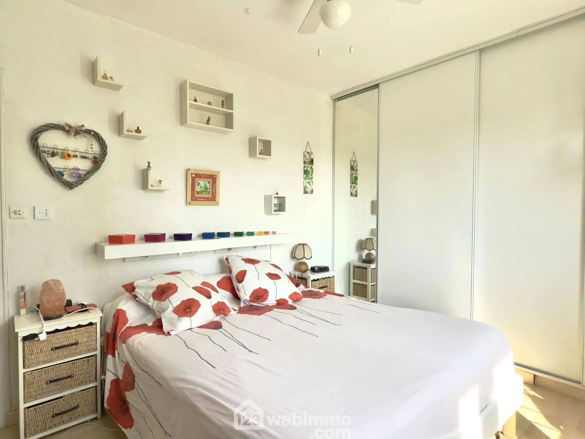 Maison 214m² avec sous-sol et jardin à Longué-Jumelles 