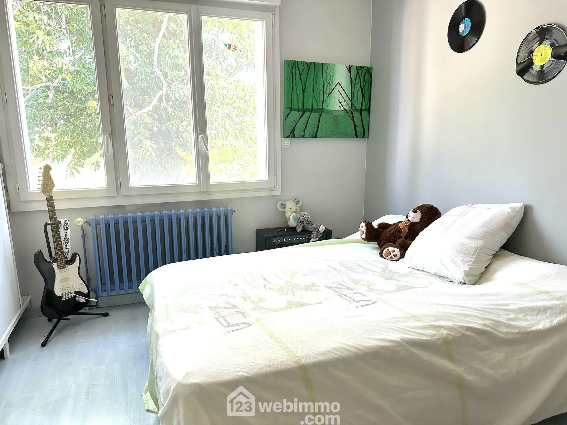 Maison 214m² avec sous-sol et jardin à Longué-Jumelles 